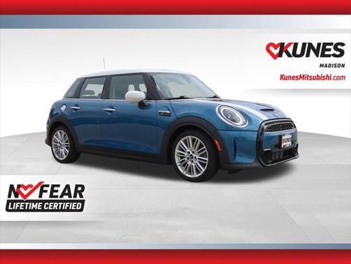 2023 MINI Hardtop Cooper S