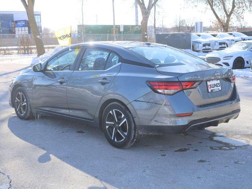 2025 Nissan Sentra SV