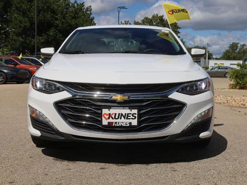 2024 Chevrolet Malibu FWD 2LT