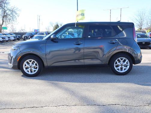 2024 Kia Soul LX