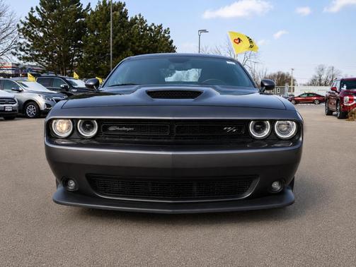 Granite Pearlcoat 2021 Dodge Challenger R/T