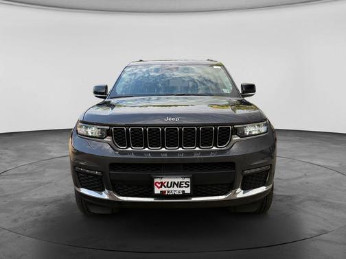 Baltic Gray Metallic Clearcoat 2022 Jeep Grand Cherokee L Limited