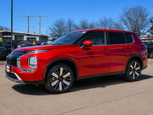 Red Diamond 2026 Mitsubishi Outlander SE S-AWC