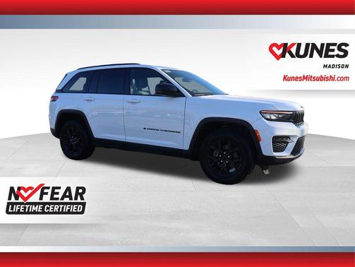 2024 Jeep Grand Cherokee Altitude