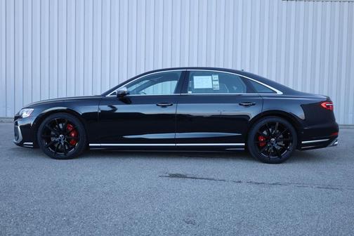 2023 Audi S8 4.0T