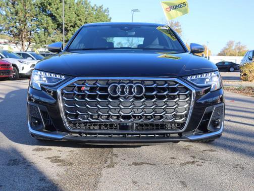 2023 Audi S8 4.0T