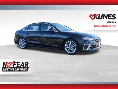 2023 Audi A4 45 S line Premium Plus