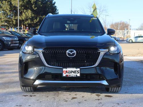 2024 Mazda CX-90 PHEV Premium Plus