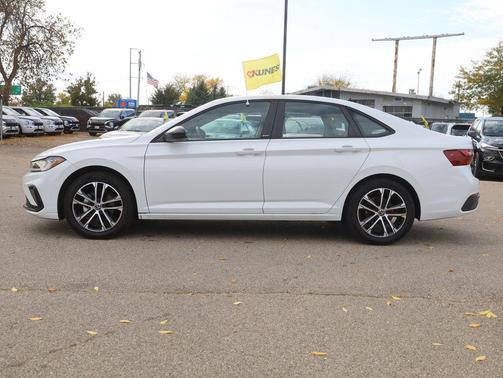 2025 Volkswagen Jetta 1.5T Sport