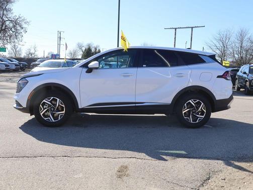 2025 Kia Sportage LX