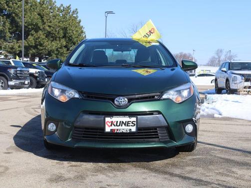 4Evergreen Metallic 2016 Toyota Corolla ECO