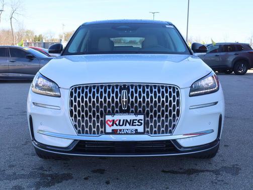 Pristine White Metallic Tri-Coat 2023 Lincoln Corsair Standard
