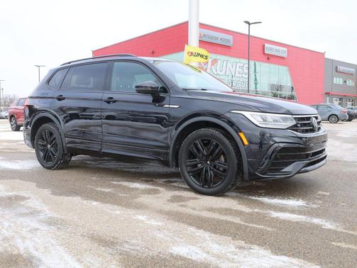 2022 Volkswagen Tiguan 2.0T SE R-Line Black
