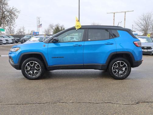 2025 Jeep Compass Trailhawk