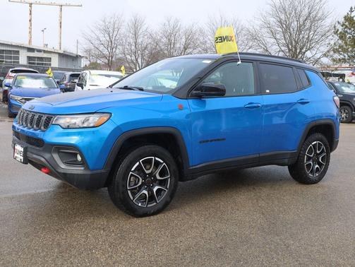 2025 Jeep Compass Trailhawk