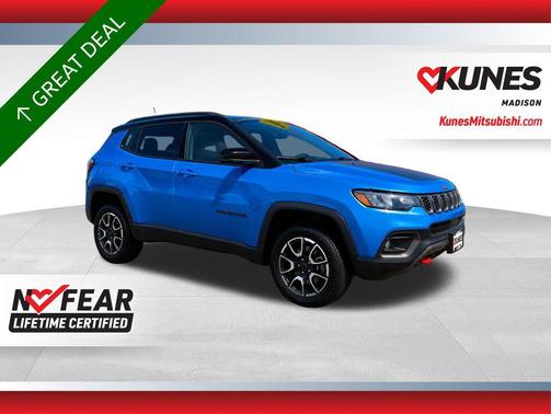 Hydro Blue Pearlcoat 2025 Jeep Compass Trailhawk