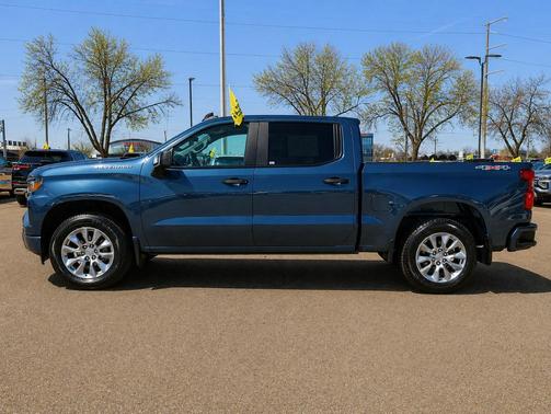 Lakeshore Blue 2024 Chevrolet Silverado 1500 Custom