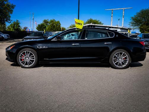 Black 2019 Maserati Quattroporte S Q4 GranLusso