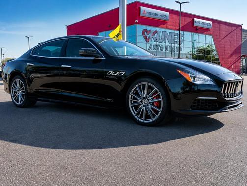 Black 2019 Maserati Quattroporte S Q4 GranLusso