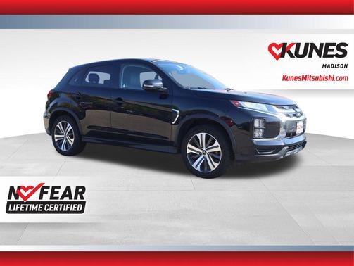 2024 Mitsubishi Outlander Sport SE