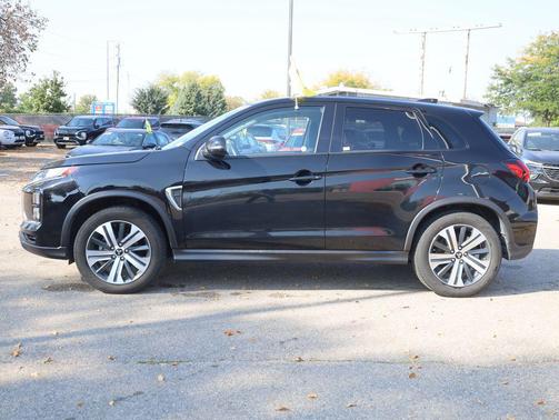 2024 Mitsubishi Outlander Sport SE