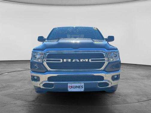 Granite Crystal Metallic Clearcoat 2019 RAM 1500 Big Horn