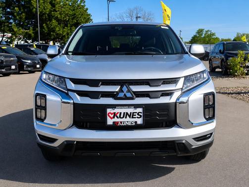 Alloy Silver Metallic 2026 Mitsubishi Outlander Sport 2.0 S