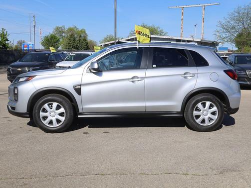 Alloy Silver Metallic 2026 Mitsubishi Outlander Sport 2.0 S
