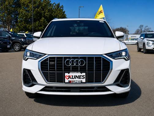 White 2024 Audi Q3 Premium 45 TFSI S line quattro Tiptronic
