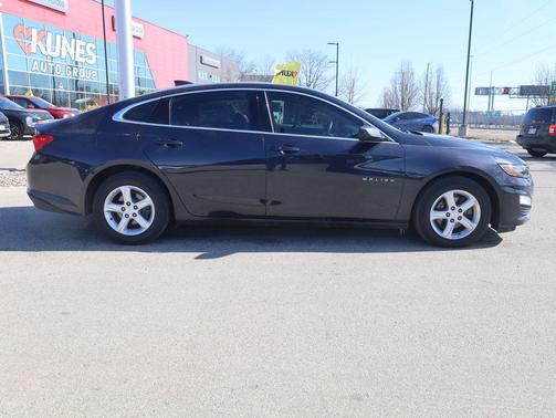 2022 Chevrolet Malibu 1LS