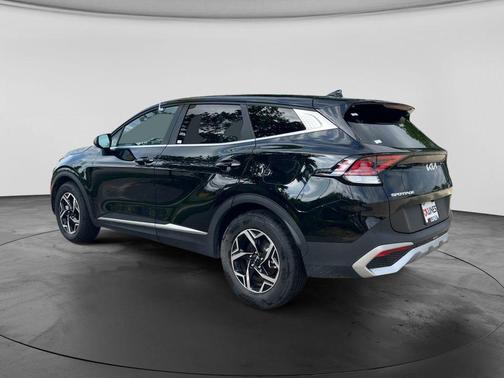 Ebony Black 2025 Kia Sportage LX