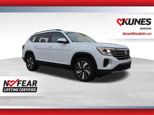 2025 Volkswagen Atlas 2.0T SE w/Technology 4MOTION