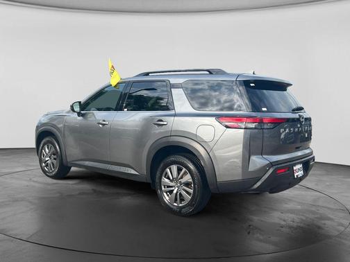 Gun Metallic 2025 Nissan Pathfinder SV 4WD