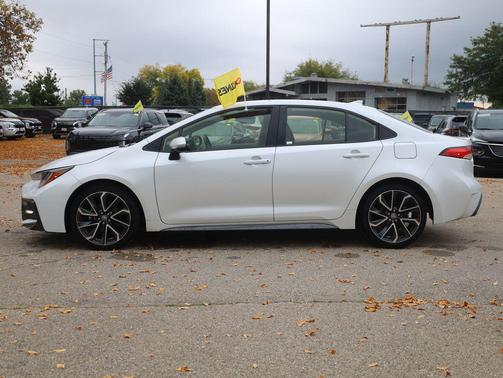 2022 Toyota Corolla SE