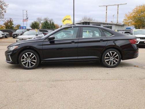 2025 Volkswagen Jetta 1.5T SE