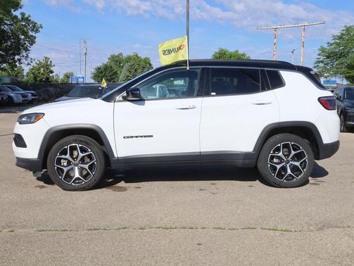 Bright White Clearcoat 2025 Jeep Compass Limited