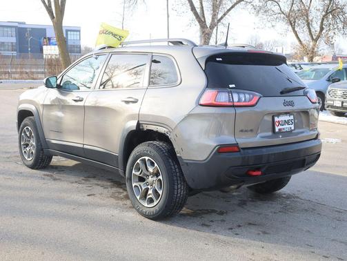 2020 Jeep Cherokee Trailhawk