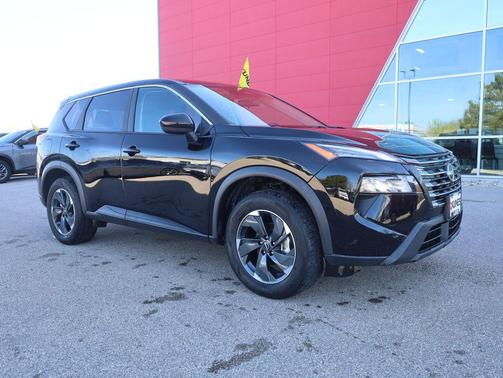 Super Black 2025 Nissan Rogue SV