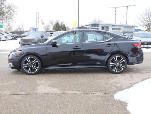 Super Black 2023 Nissan Sentra SR