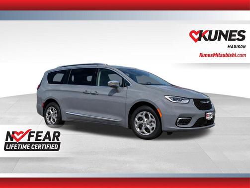 Ceramic Gray Clearcoat 2021 Chrysler Pacifica Limited