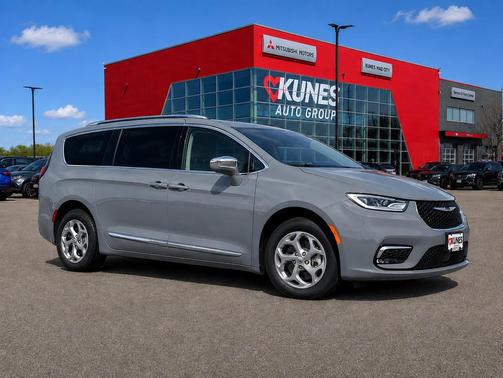 Ceramic Gray Clearcoat 2021 Chrysler Pacifica Limited