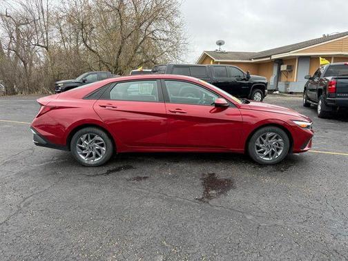 Ultimate Red 2024 Hyundai ELANTRA SEL