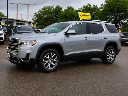 Sterling Metallic 2023 GMC Acadia SLT