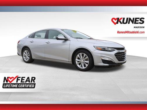 Silver Ice Metallic 2020 Chevrolet Malibu FWD LT