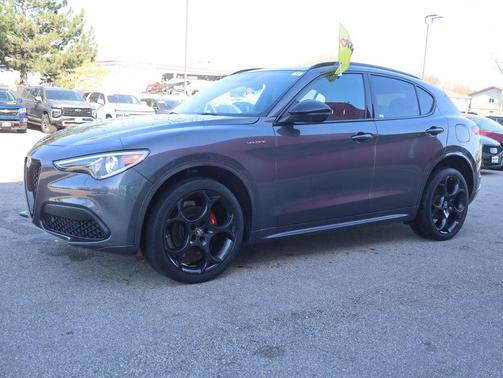 Vesuvio Gray Metallic 2023 Alfa Romeo Stelvio Veloce AWD