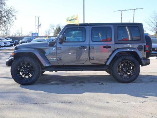 2022 Jeep Wrangler Unlimited 4xe Sahara