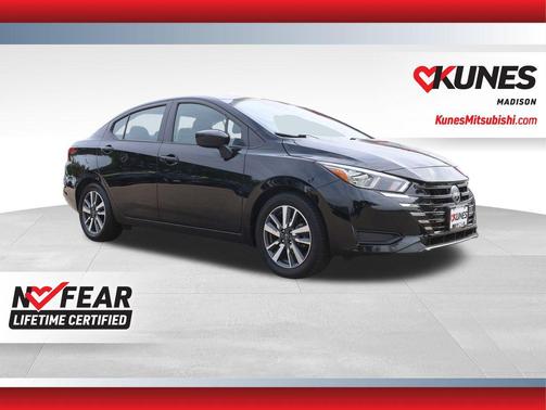 2023 Nissan Versa 1.6 SV