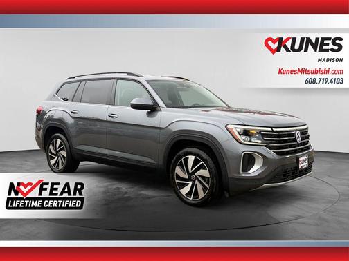 Pure White 2025 Volkswagen Atlas 2.0T SE w/Technology 4MOTION