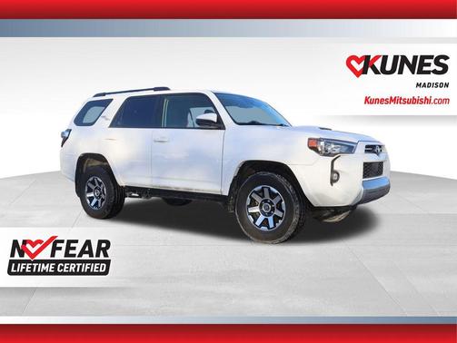 2024 Toyota 4Runner TRD Off Road