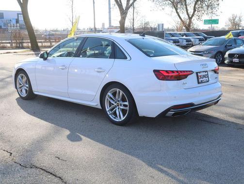 2024 Audi A4 45 S line Premium Plus